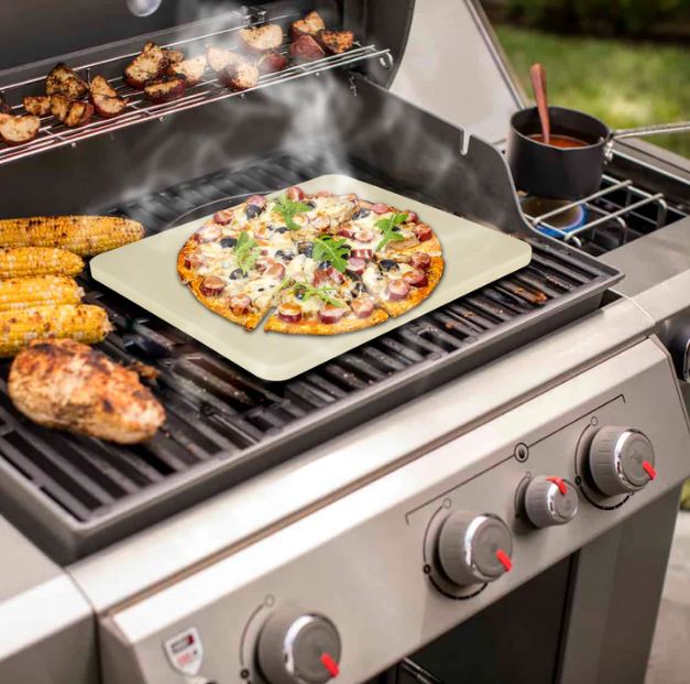 Why Stone Grills Are Superior to Electric Ovens for Baking Pizza